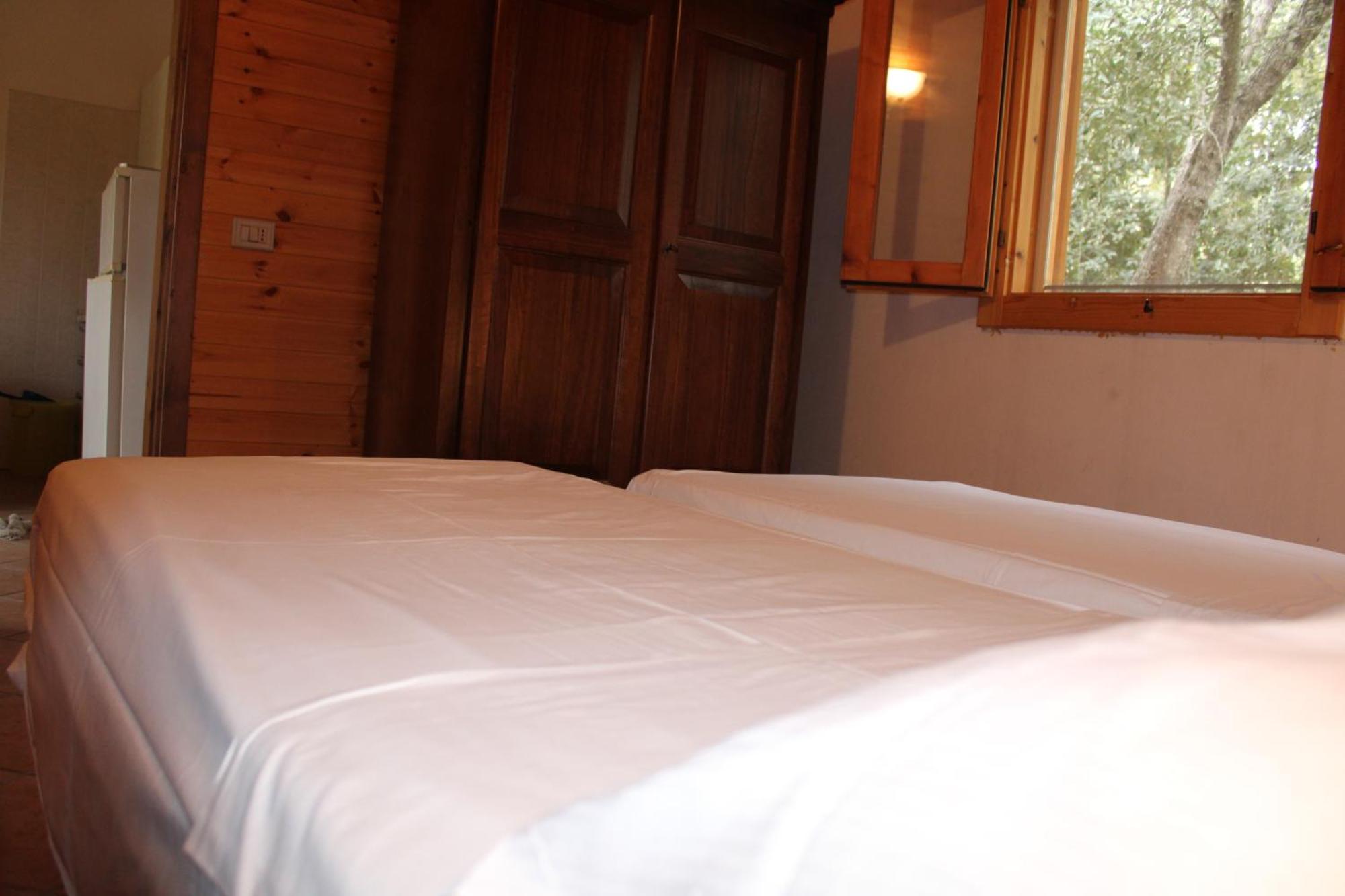 Agriturismo Lu Podere อาลิมีนี ภายนอก รูปภาพ